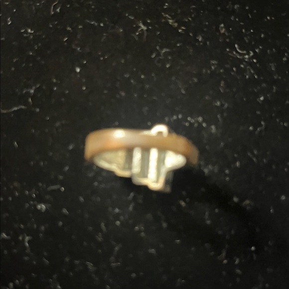 Elegant Gold and Silver Ring Set(5) - Picture 7 of 11